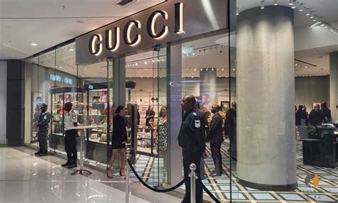 gucci kingdom mall|where to buy gucci shoes.